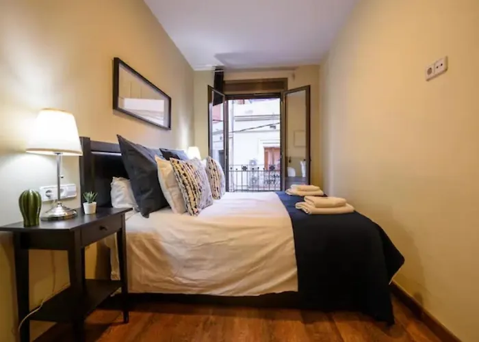 Ramblasrentals Cozy Renovated 2Br With Balcony Lift 20M Rambla - Parking - Wifi