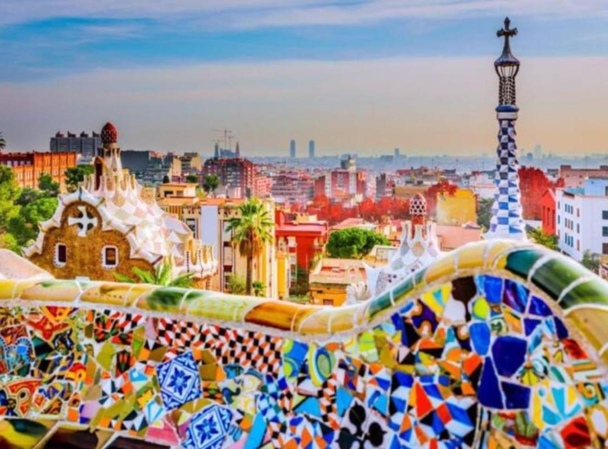 Ramblasrentals Cozy Renovated 2br With Balcony Lift 20m Rambla - Parking - Wifi Barcelone
